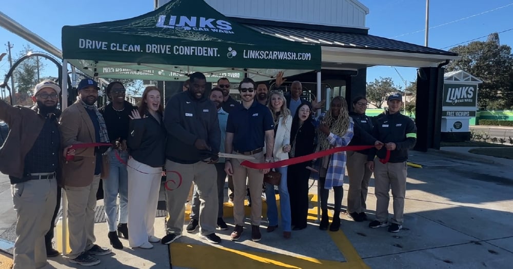 links-ribbon-cutting